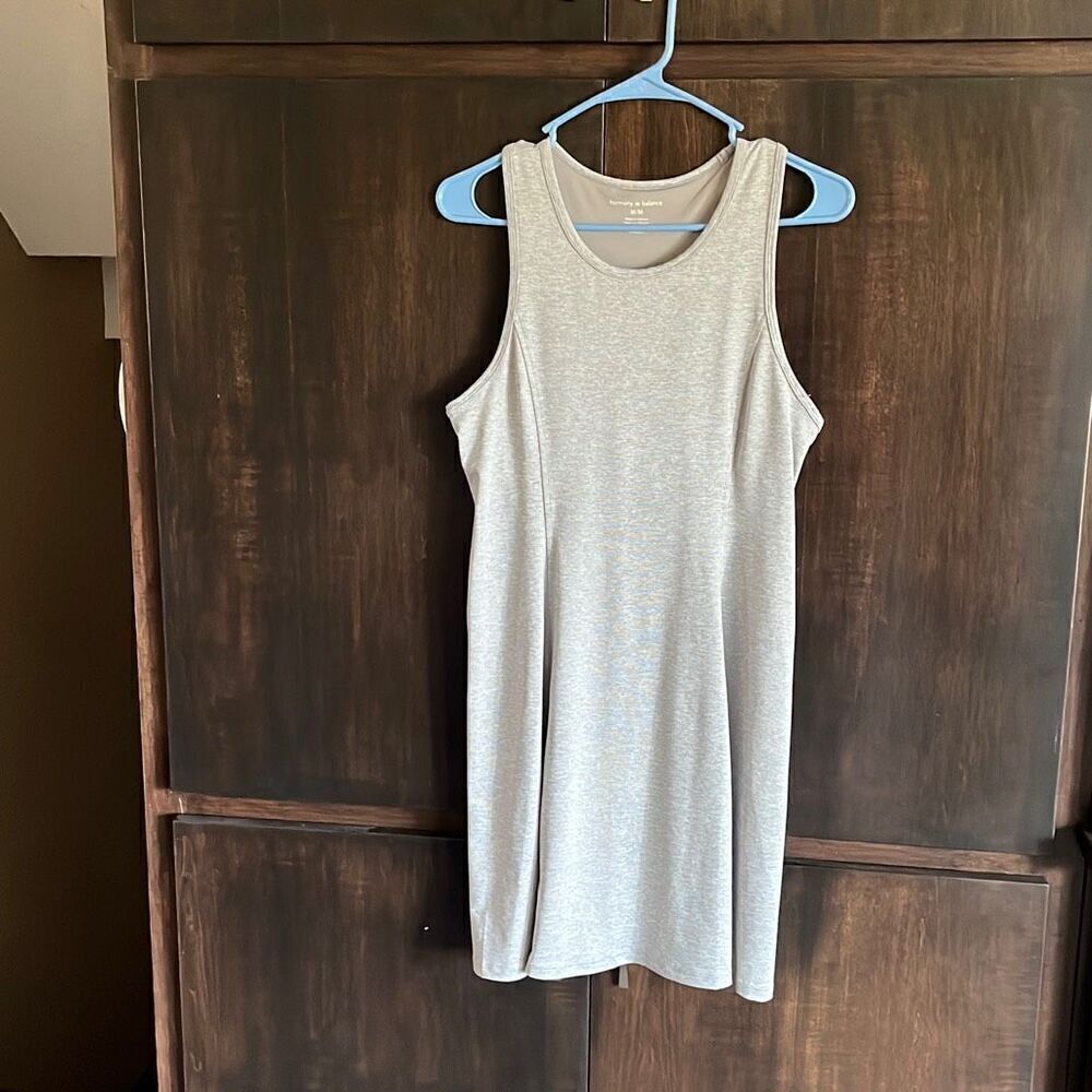 Harmony Balance Gray Athletic Dress Size Medium